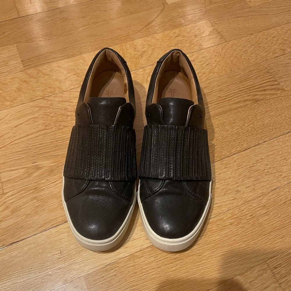 Frye Black Leather Slip Ons 7.5